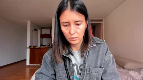 Snapshot of zoe_jeane_beker chatting on September 2025 09:07:02 PM ZOE online show from September 2025 09:07:02 PM