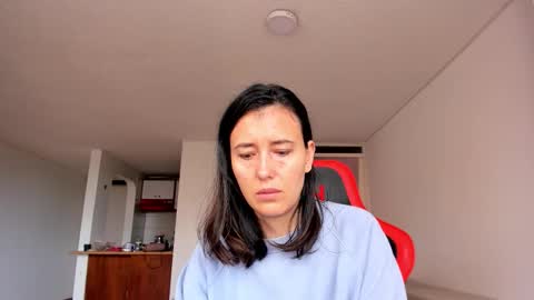 Snapshot of zoe_jeane_beker chatting on October 2025 07:01:02 PM ZOE online show from October 2025 07:01:02 PM