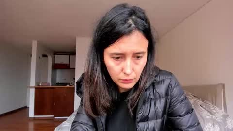 Snapshot of zoe_jeane_beker chatting on October 2025 07:47:02 PM ZOE online show from October 2025 07:47:02 PM