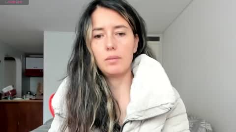 ZOE online show from July 2026 07:49:01 PM