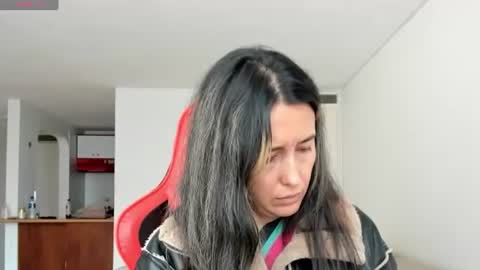 ZOE online show from July 2026 07:32:01 PM