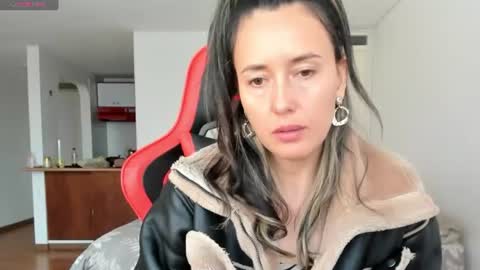 ZOE online show from July 2026 06:42:02 PM