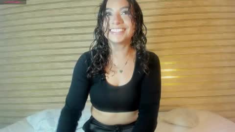 Zoe  online show from April 2026 01:55:02 PM