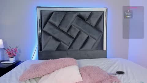 zoe_longhair online show from November 2025 07:48:02 PM