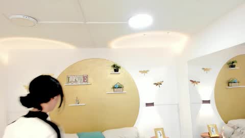 Zoe Lynch online show from September 2025 11:48:01 AM