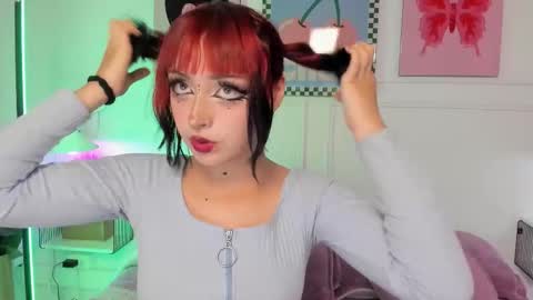 Zoe Lynch online show from March 2026 11:26:02 AM