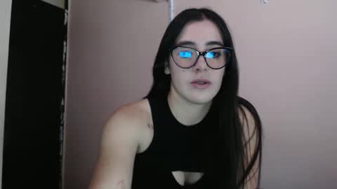 Zoe online show from September 2025 05:27:01 PM