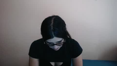 Zoe online show from September 2025 05:16:02 PM
