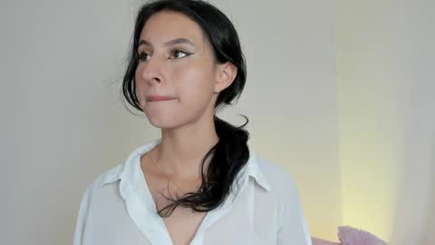 zoe_mrl online show from April 2026 10:42:01 AM