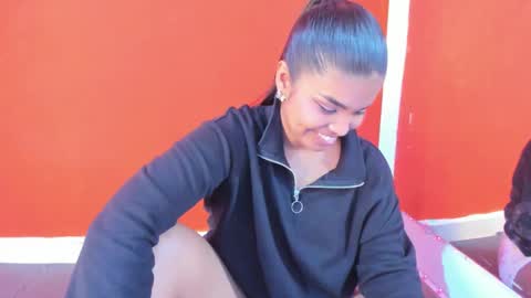 Zoe online show from February 2025 02:08:01 AM