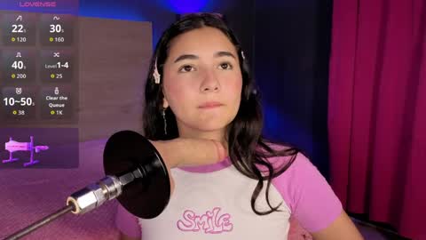 Snapshot of zoe_ruiiz chatting on April 2026 11:10:02 PM ZOE online show from April 2026 11:10:02 PM