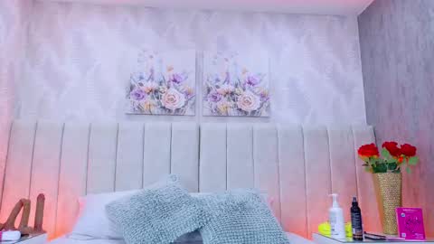 Camila Aristizabal online show from September 2025 08:43:01 PM