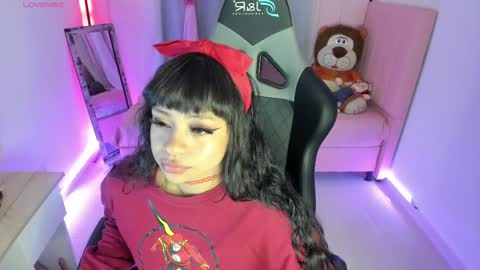 zoe_sullivan_ online show from February 2025 09:43:02 AM