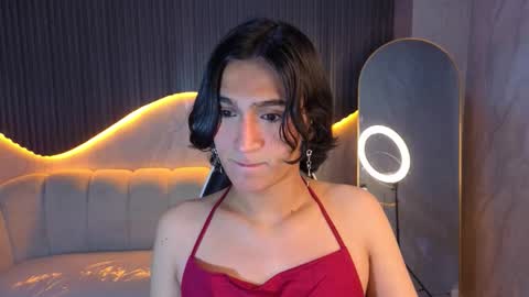 Zoe online show from February 2026 01:01:02 PM