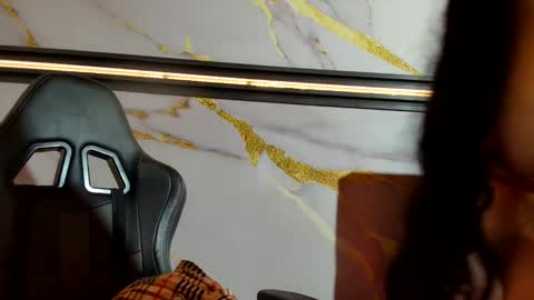 zoebreastmilk_2 online show from April 2026 10:29:02 PM