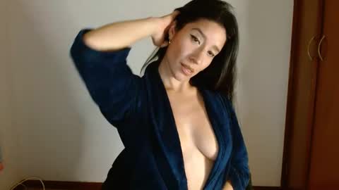 zoe online show from December 2024 02:42:01 AM