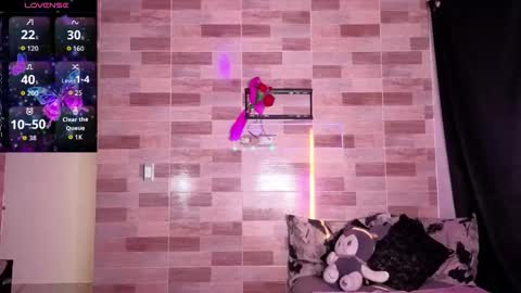 Catt online show from December 2025 09:22:02 PM