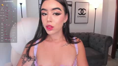 Snapshot of zoee_jackson chatting on December 2024 06:50:02 PM zoee jackson online show from December 2024 06:50:02 PM