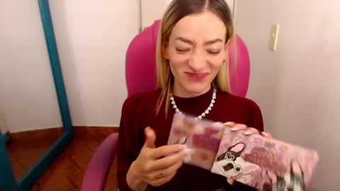 zoe online show from July 2026 03:26:01 AM