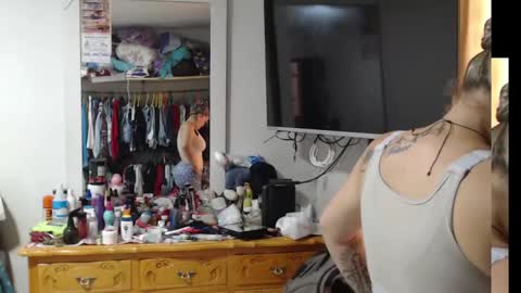 zoeecruz online show from January 2025 03:52:01 PM