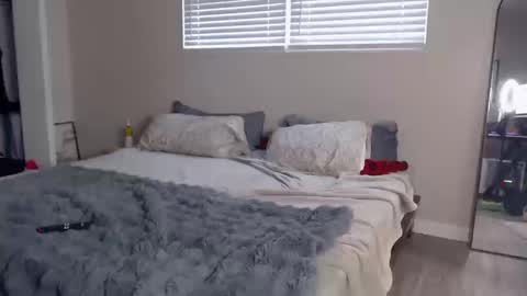 zoeemonroe online show from October 2025 09:13:01 PM