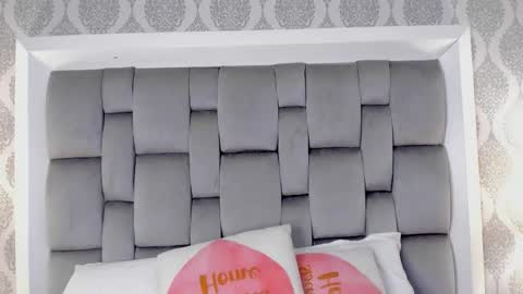 Zoe online show from March 2026 07:17:02 PM