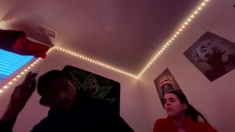 LovelyLatin25 online show from January 2025 10:44:01 PM