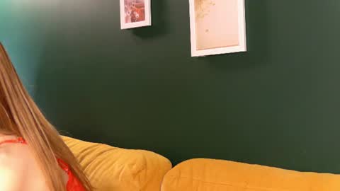 zoenymph online show from June 2026 12:22:01 PM