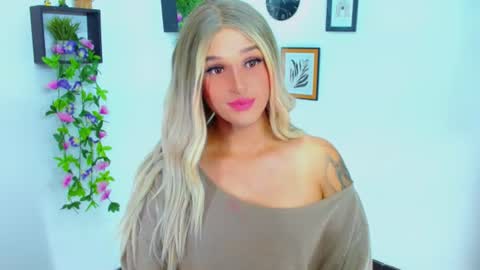 zoeschmmit online show from July 2026 02:20:02 AM