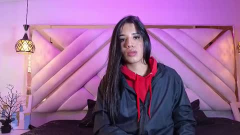 Zoe online show from March 2026 12:43:02 PM