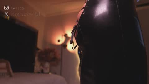 zoevidal_ online show from February 2026 12:06:01 PM