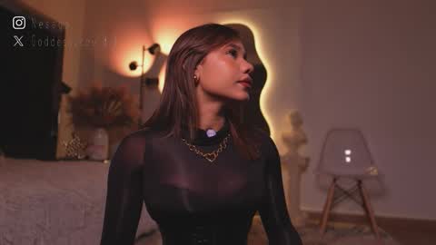 zoevidal_ online show from March 2026 12:16:01 PM