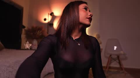 zoevidal_ online show from April 2026 12:10:01 PM