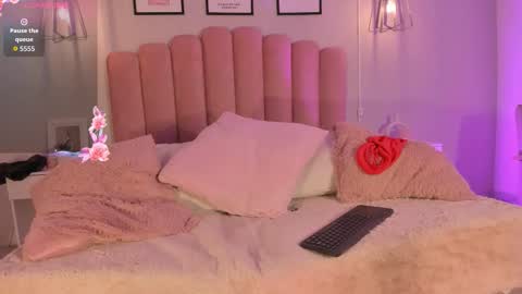  ZOE  online show from December 2025 10:46:02 AM