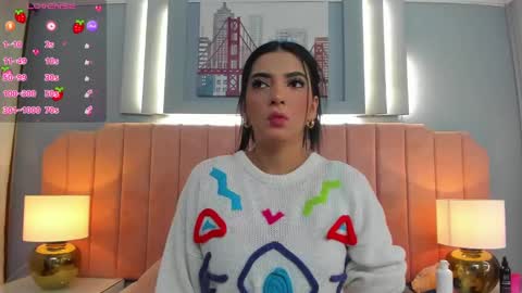 Snapshot of zoey_cute_ chatting on January 2025 02:49:02 AM Valeria online show from January 2025 02:49:02 AM