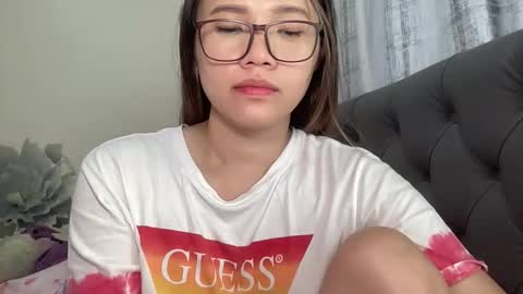 zoey_foryou online show from December 2025 01:59:02 AM