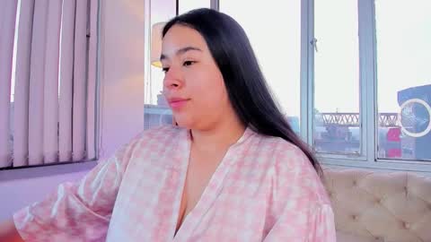 zoey thommpson online show from February 2026 08:37:02 PM