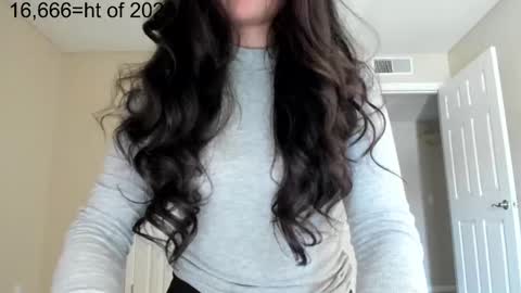 Zoie online show from October 2025 11:05:02 PM