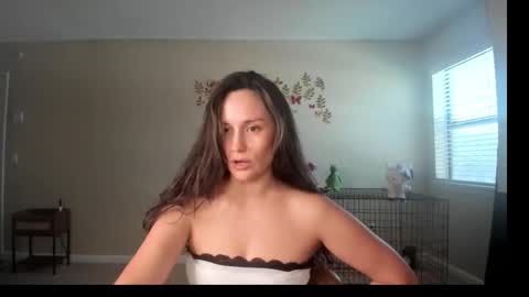 Zoie online show from March 2026 08:59:01 PM