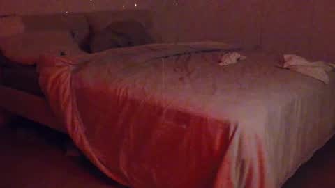 Velesk online show from November 2025 07:45:01 PM