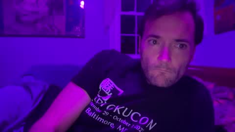 Snapshot of zorakload chatting on October 2025 03:01:02 AM Jesse online show from October 2025 03:01:02 AM