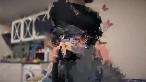 Melani online show from April 2026 08:50:01 PM