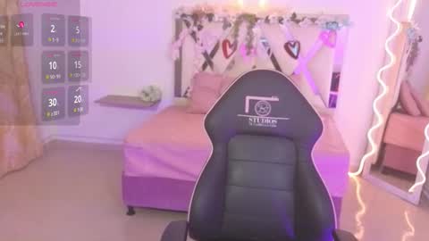 ZURY   online show from September 2025 11:36:02 AM