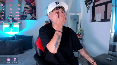 Zury Ramirez online show from December 2025 07:10:02 PM