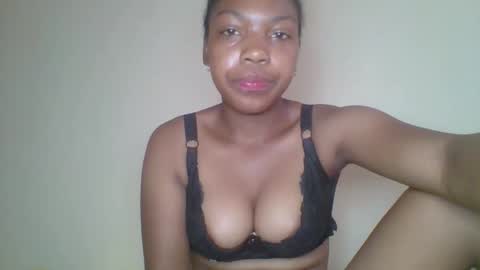 zyraelle_01 online show from April 2026 08:18:02 AM