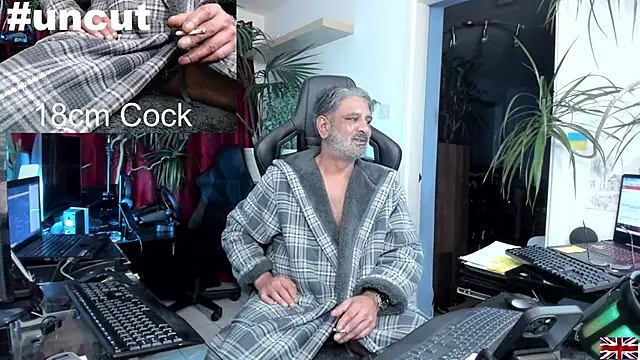 OnlineBossUK online show from January 2025 11:38:01 PM