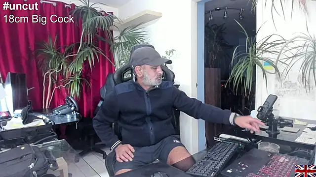 OnlineBossUK online show from January 2025 02:18:02 AM