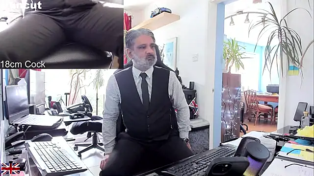 OnlineBossUK online show from October 2025 01:50:01 PM