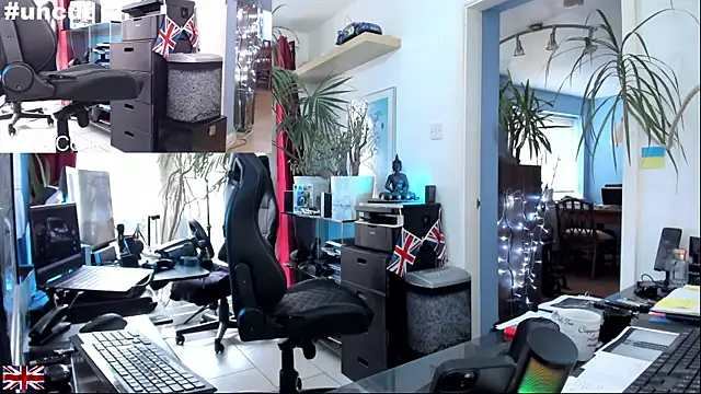 OnlineBossUK online show from October 2025 12:05:01 PM