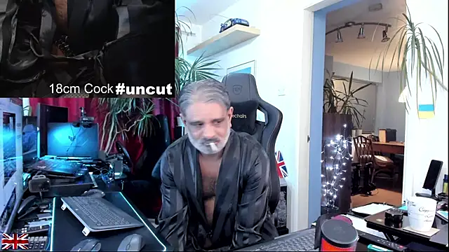 OnlineBossUK online show from December 2025 07:54:02 PM